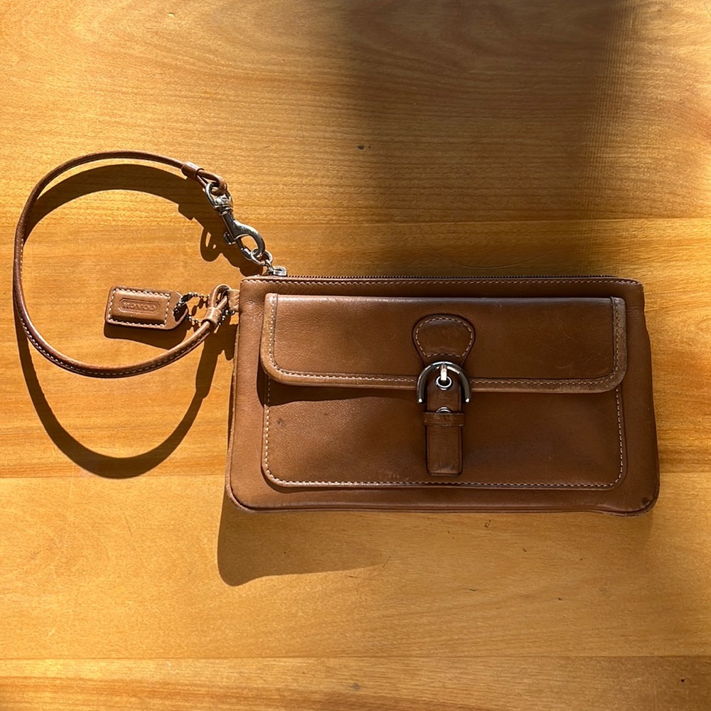 Leather used coach vintage wristlet